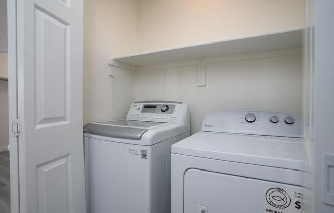 2 beds, 2 baths, 968 sqft, $1,500