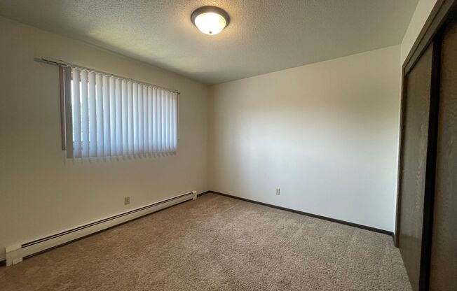 2 beds, 1 bath, 720 sqft, $875, Unit 310