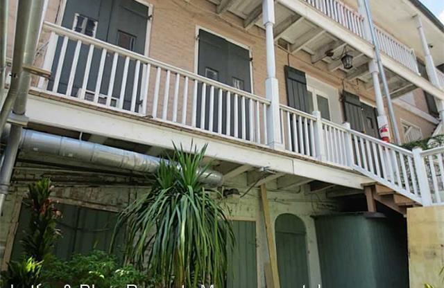 707 Toulouse St.
