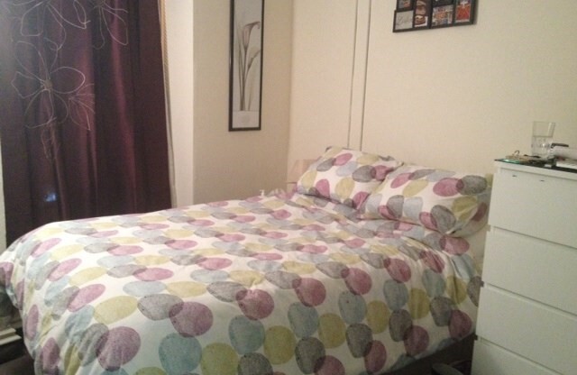 2 beds, 1 bath, 700 sqft, $3,100, Unit 104