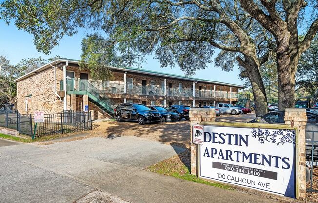 1 bed, 1 bath, 800 sqft, $1,495, Unit DL-Destin Apartments 112