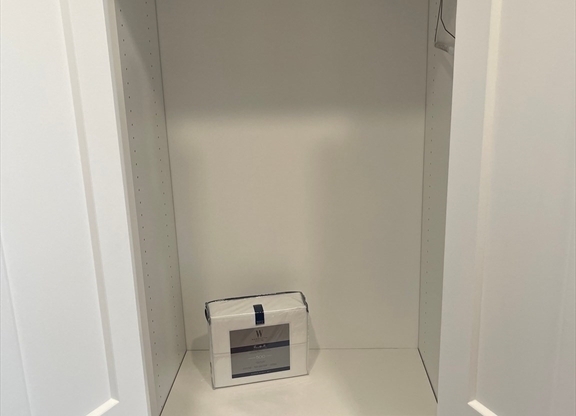 Studio, 1 bath, $1,550, Unit 18