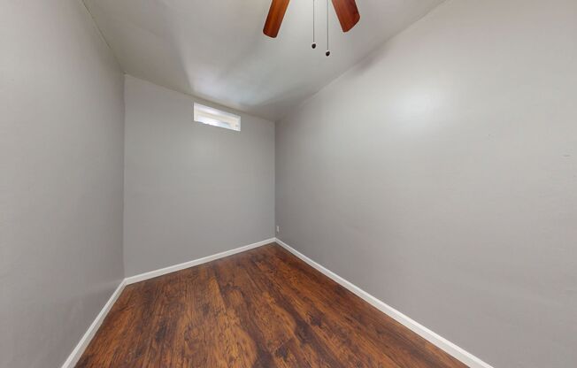 2044-2046 International Blvd