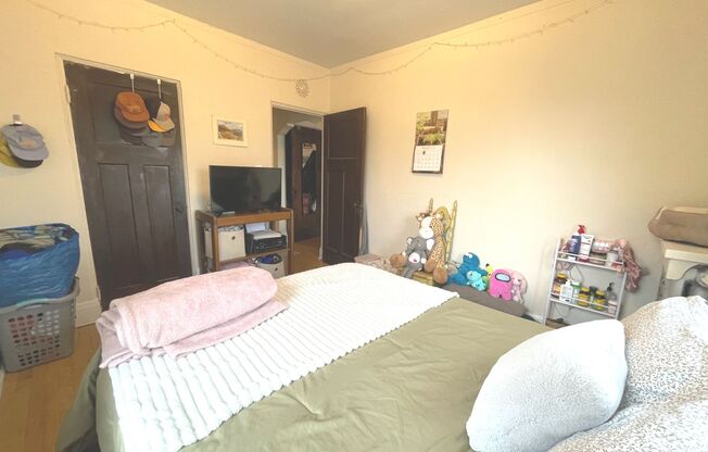 1 bed, 1 bath, $1,045, Unit 301