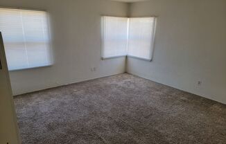 Studio, 1 bath, $1,400, Unit 8