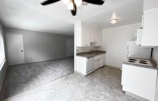 2 beds, 2 baths, $1,695, Unit 07