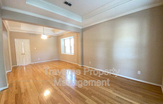1524 EDINBURGH LN