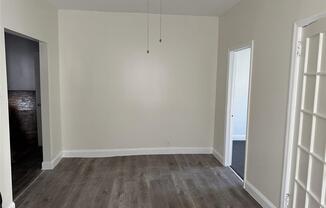 2 beds, 1 bath, $3,070