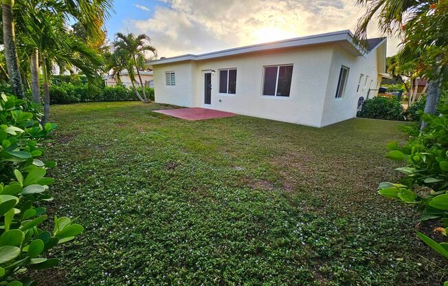 7304 WESTWOOD DR TAMARAC, FL 33321