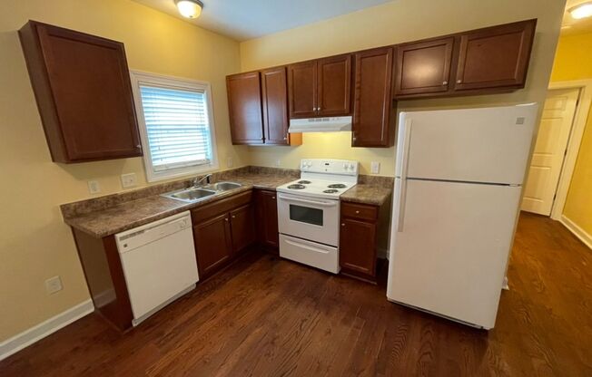 Nice 1 bed/1 bath duplex minutes from downtown Raleigh