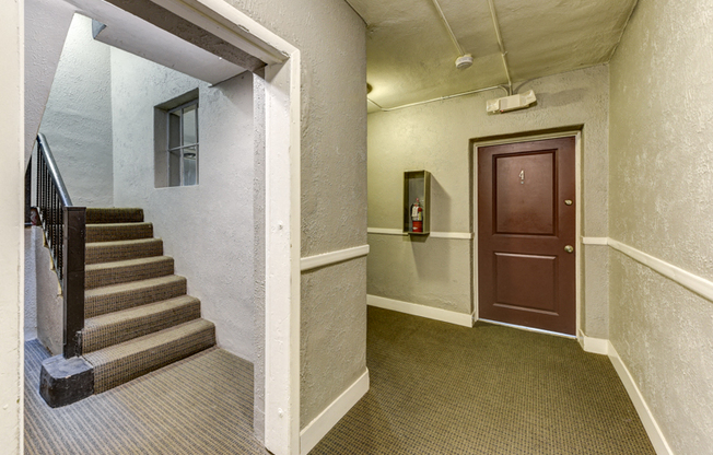 Studio, 1 bath, $1,175