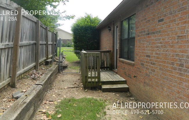 2 beds, 2 baths, 1,102 sqft, $1,250