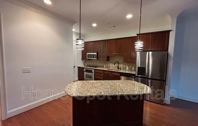 3635 E Paces Circle NE