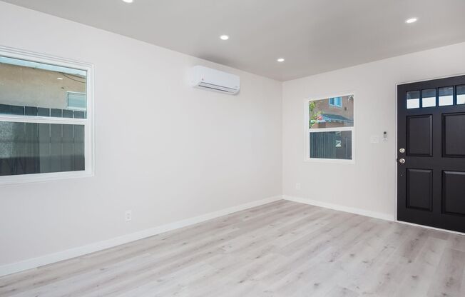 1 Bedroom Duplex in National City *Move In Special!*