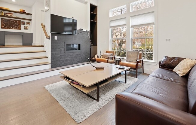 39 Elmwood St