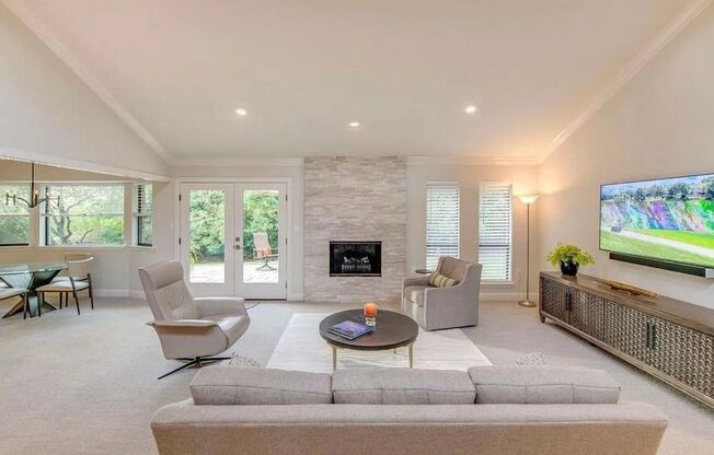 Charming 3-bedroom, 2-bathroom home in Grand Prairie