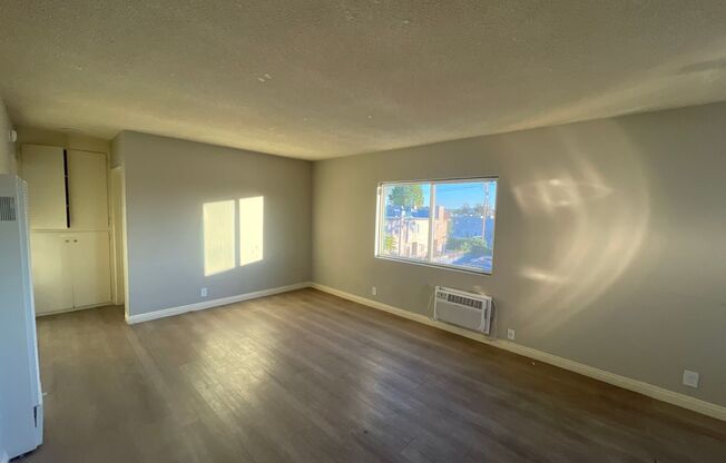 8720 Orion Avenue LLC