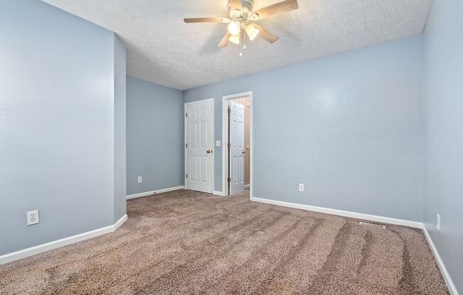 2 beds, 2.5 baths, $1,800