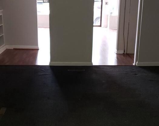 Studio, , $950, Unit BRIGHT 8 - STORE FRONT