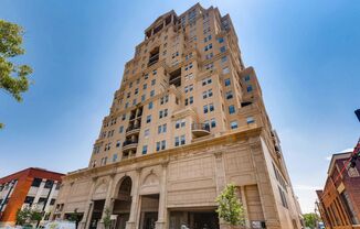 Great Location 2BD/2BA Apartment in Denver - Available NOW!