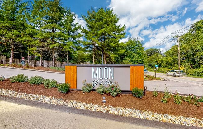 *** Moon Grove Apartments in Moon Township * Luxurious * Spacious * Pet Friendly and Move In Ready***