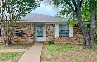 Affordable 2/2 Duplex in Weatherford For Rent!