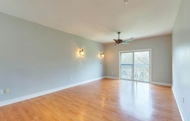 1 bed, 1 bath, $1,400, Unit # 407