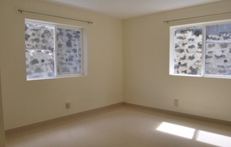 3037 KAHALOA DR