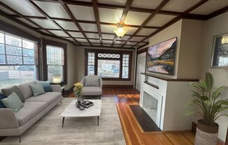 725 N Cascade Ave 6