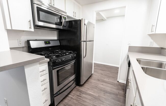 1 bed, 1 bath, 850 sqft, $2,398, Unit 113