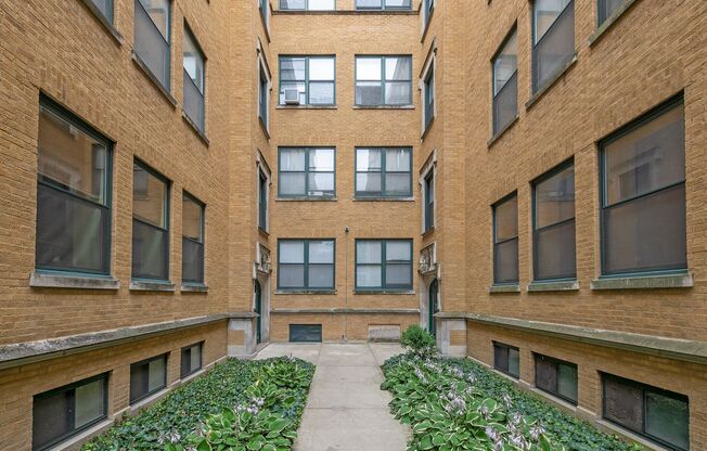 One Bedroom Unit in South Shore
