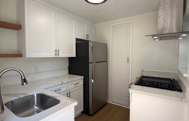 PM-140 Olivewood Garden Apartments
