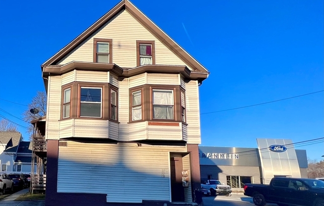155 E CENTRAL ST