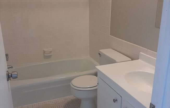 1 bed, 1 bath, 600 sqft, $1,200, Unit 1061303