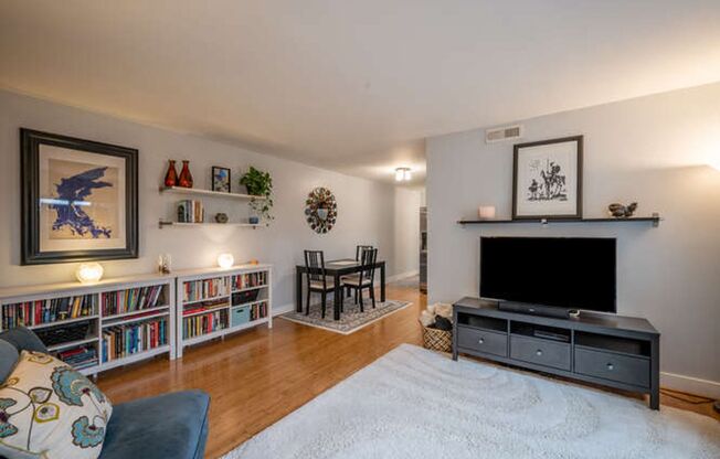 Beautiful 1 BR/1 BA Condo in Columbia Heights!