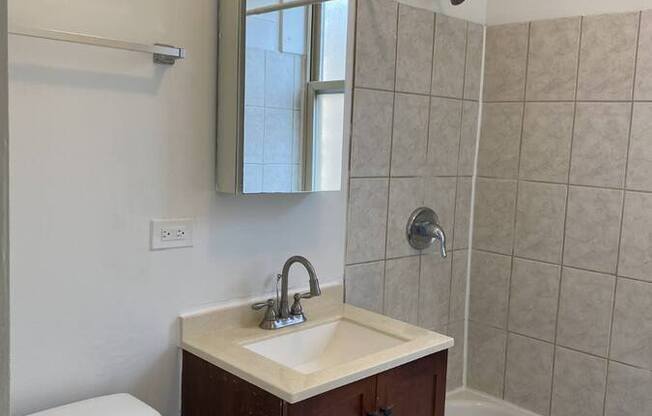 1733 W 91 ST