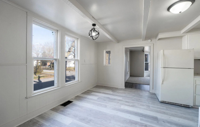 3 bedroom available for immediate move i!