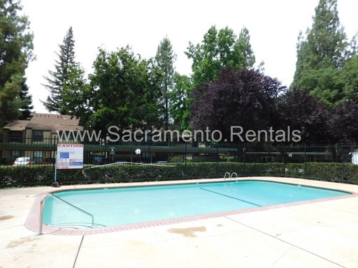 2 beds, 1 bath, $1,795