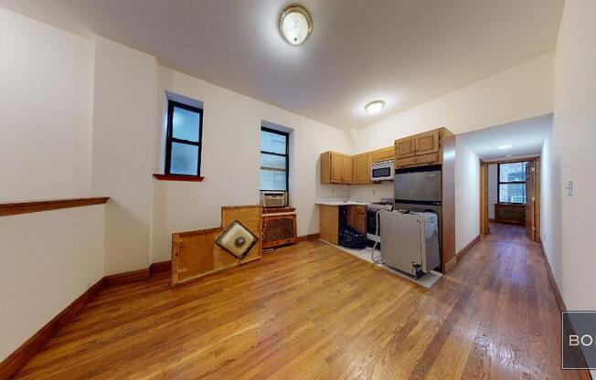 2 beds, 1.5 baths, $3,900, Unit 1C