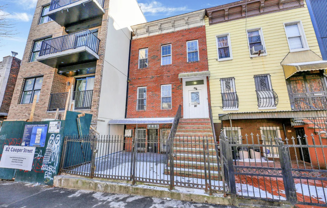 80 COOPER ST