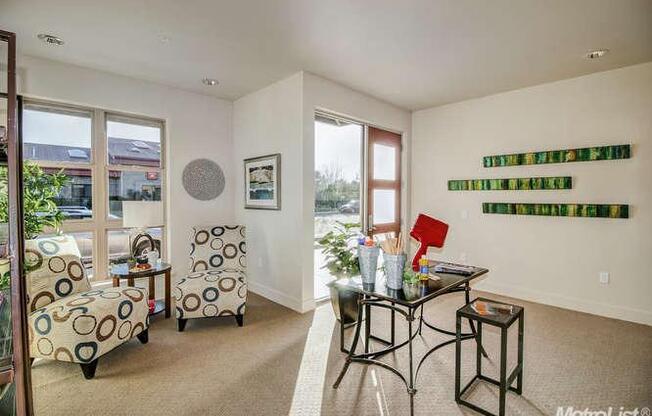 Bright and Open Del Rio Work Loft