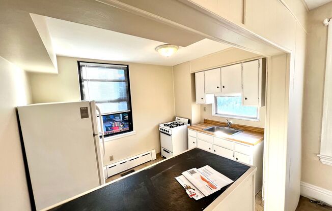 102 - 214/216 Oneida St