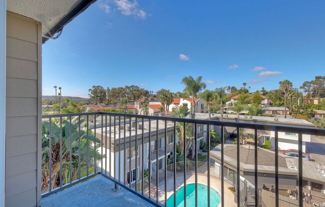 3 beds, 2.5 baths, 1,130 sqft, $3,195, Unit 44