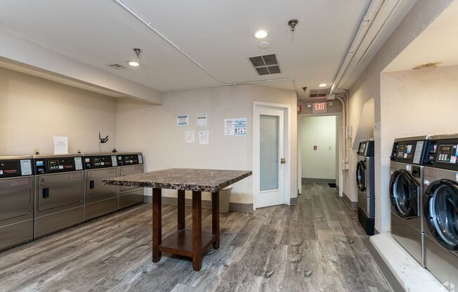 Studio, 1 bath, 540 sqft, $1,245, Unit 821