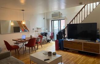 112 W 73 ST