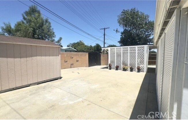 3 beds, 3 baths, 1,597 sqft, $4,000