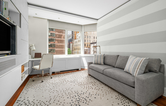 300 E 55th Street