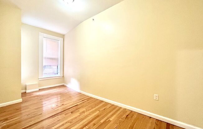 1 bed, 1 bath, 272 sqft, $1,100, Unit 2H