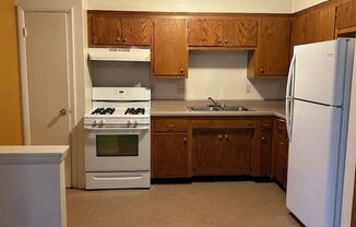 1 bed, 1 bath, $850, Unit 4