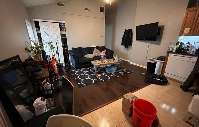Welcome to 1507 W Girard Ave, located in the vibrant city of Philadelphia